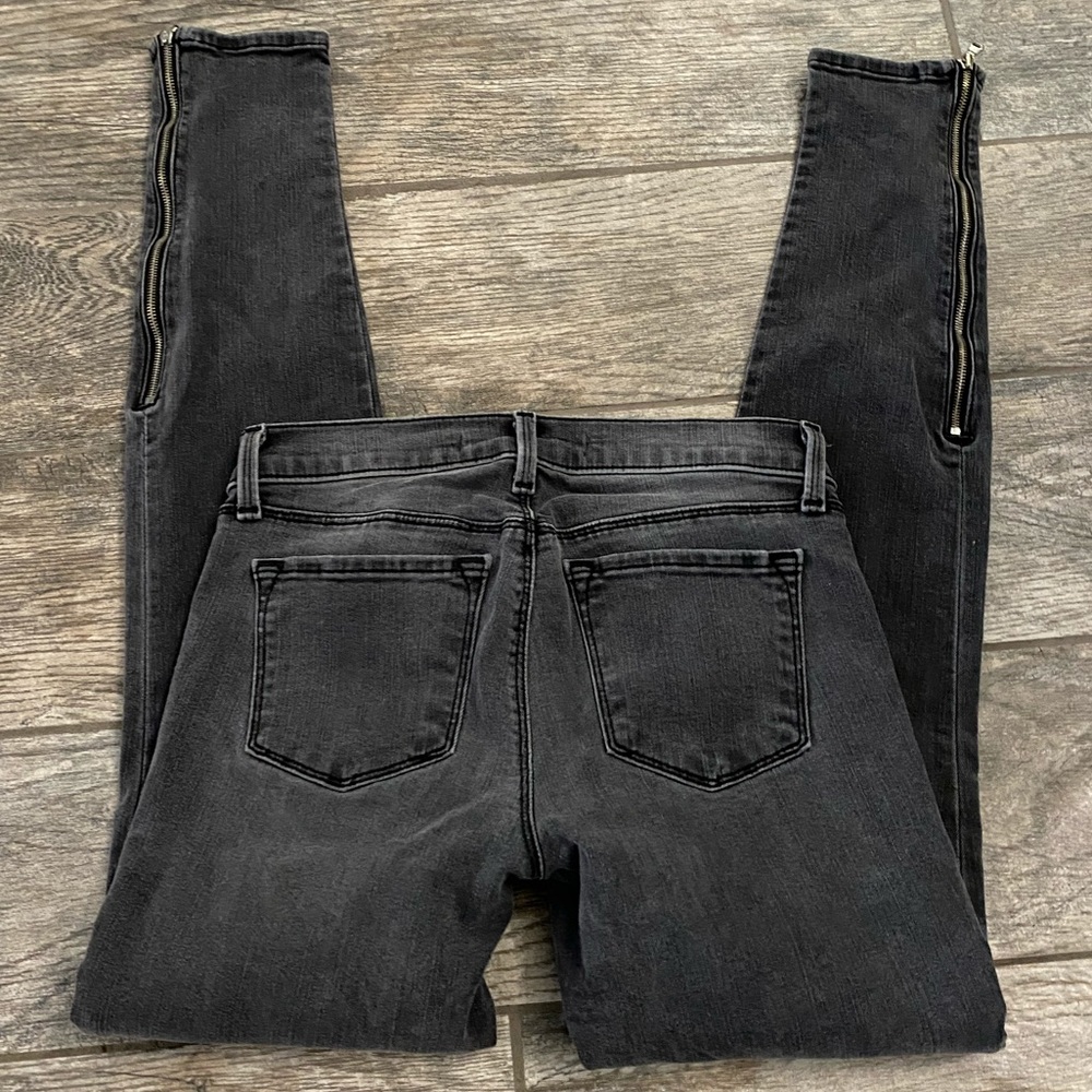 J Brand Jeans - Picture 7 of 9